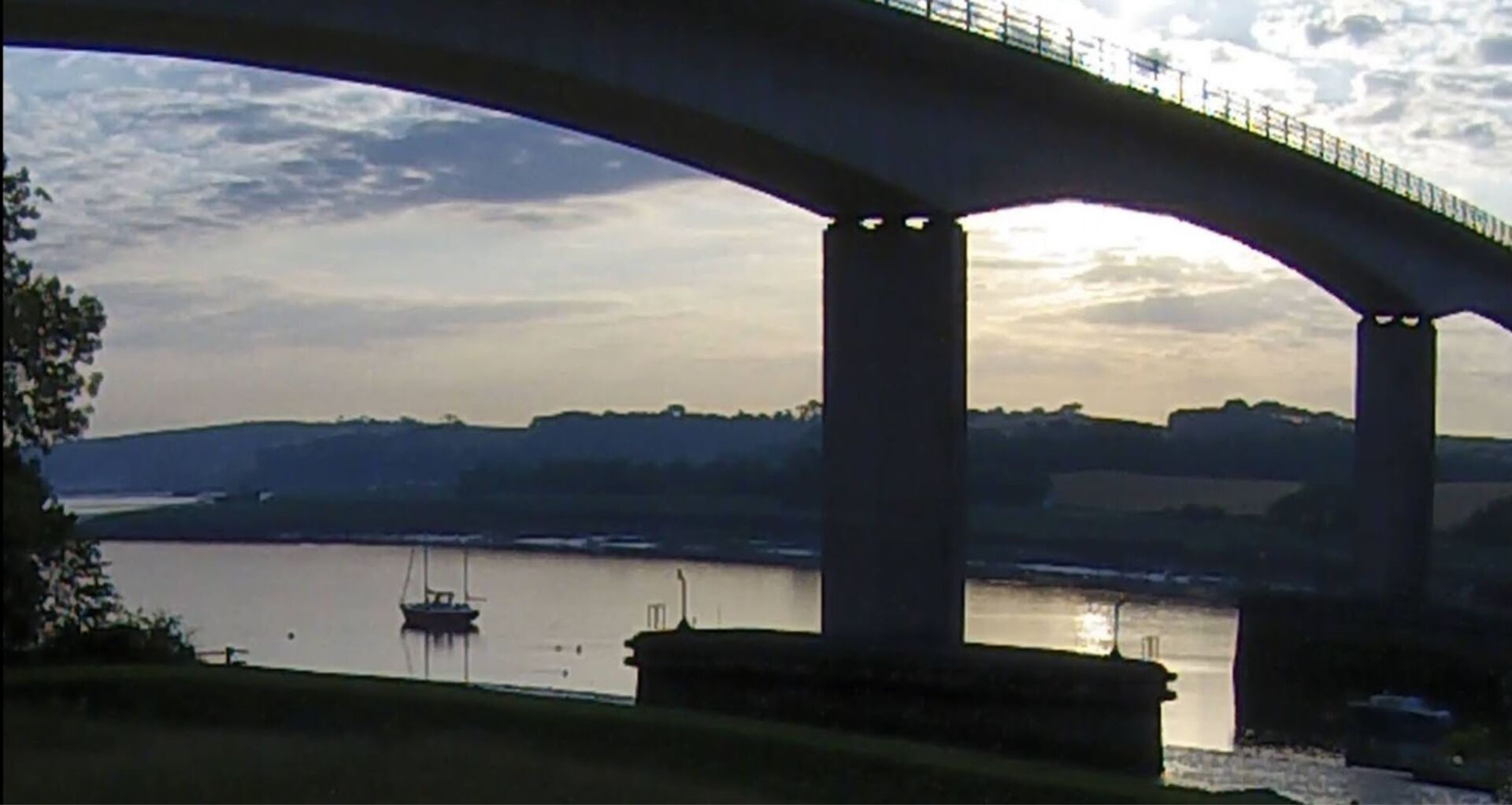 Bideford bridge at Sunrise is a perfect SUP spot