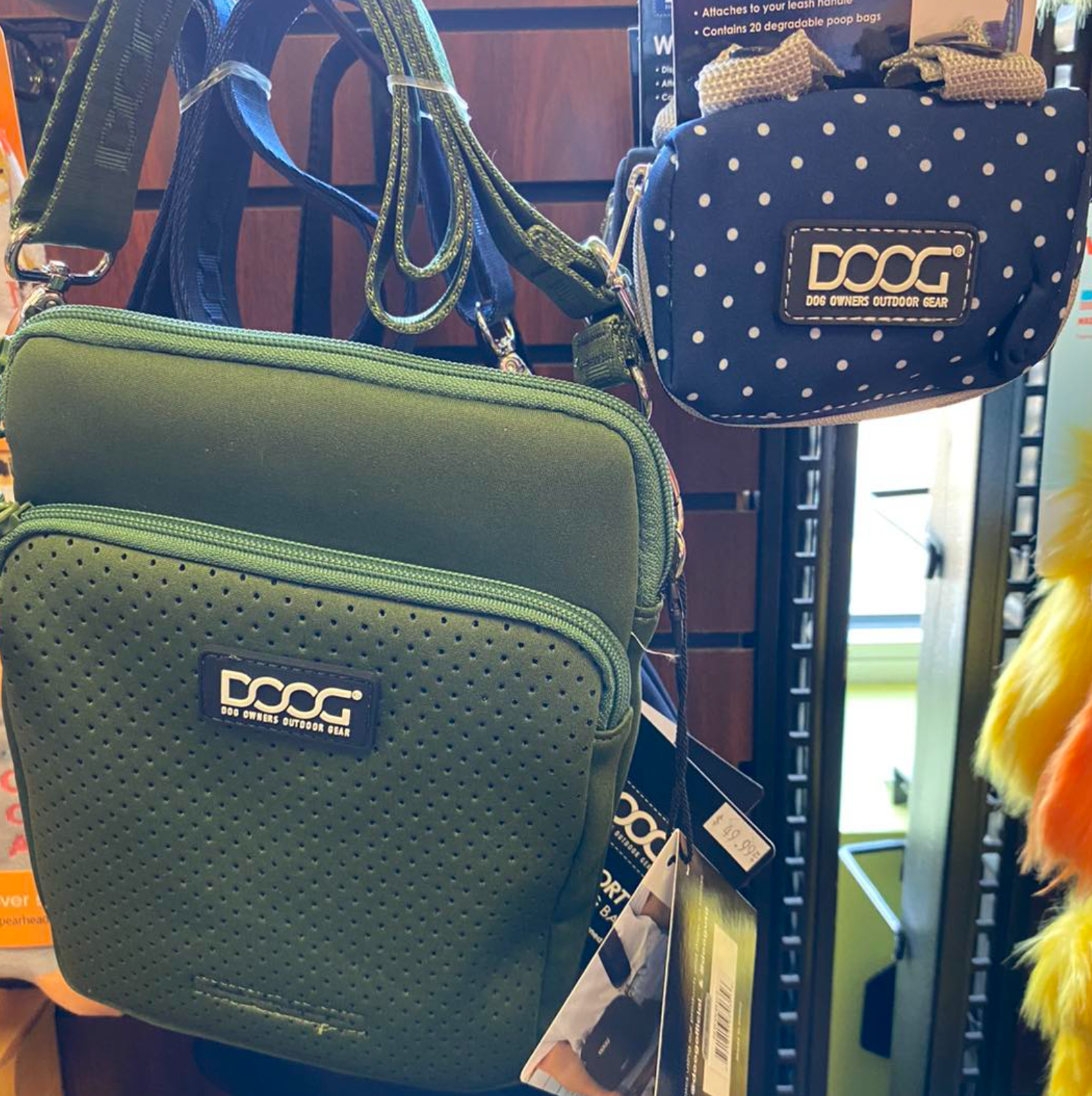 A green bag with the word doog on it
