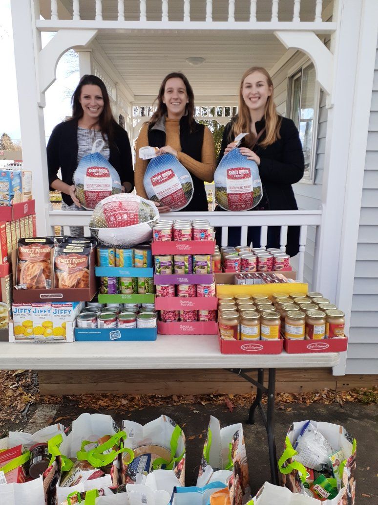 MBK Delivers Food to The Gray House