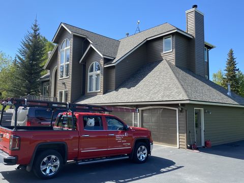 Earhart Roofing Company Inc