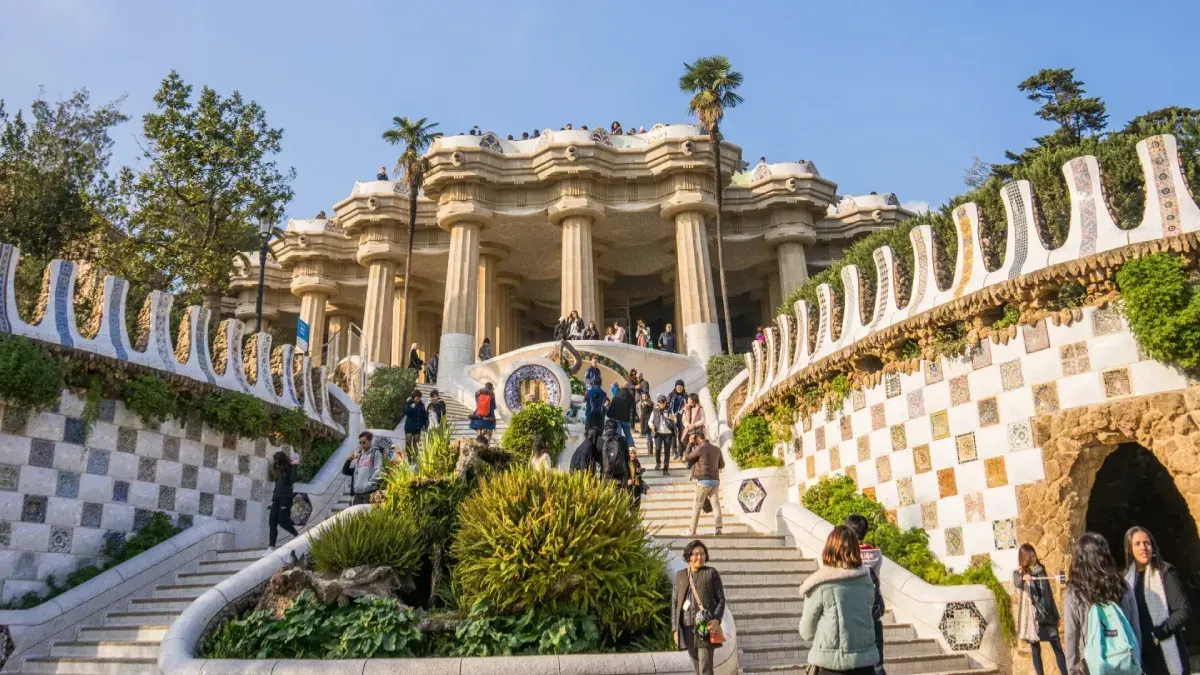 Discover Park Güell in Barcelona