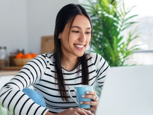 girl using laptop