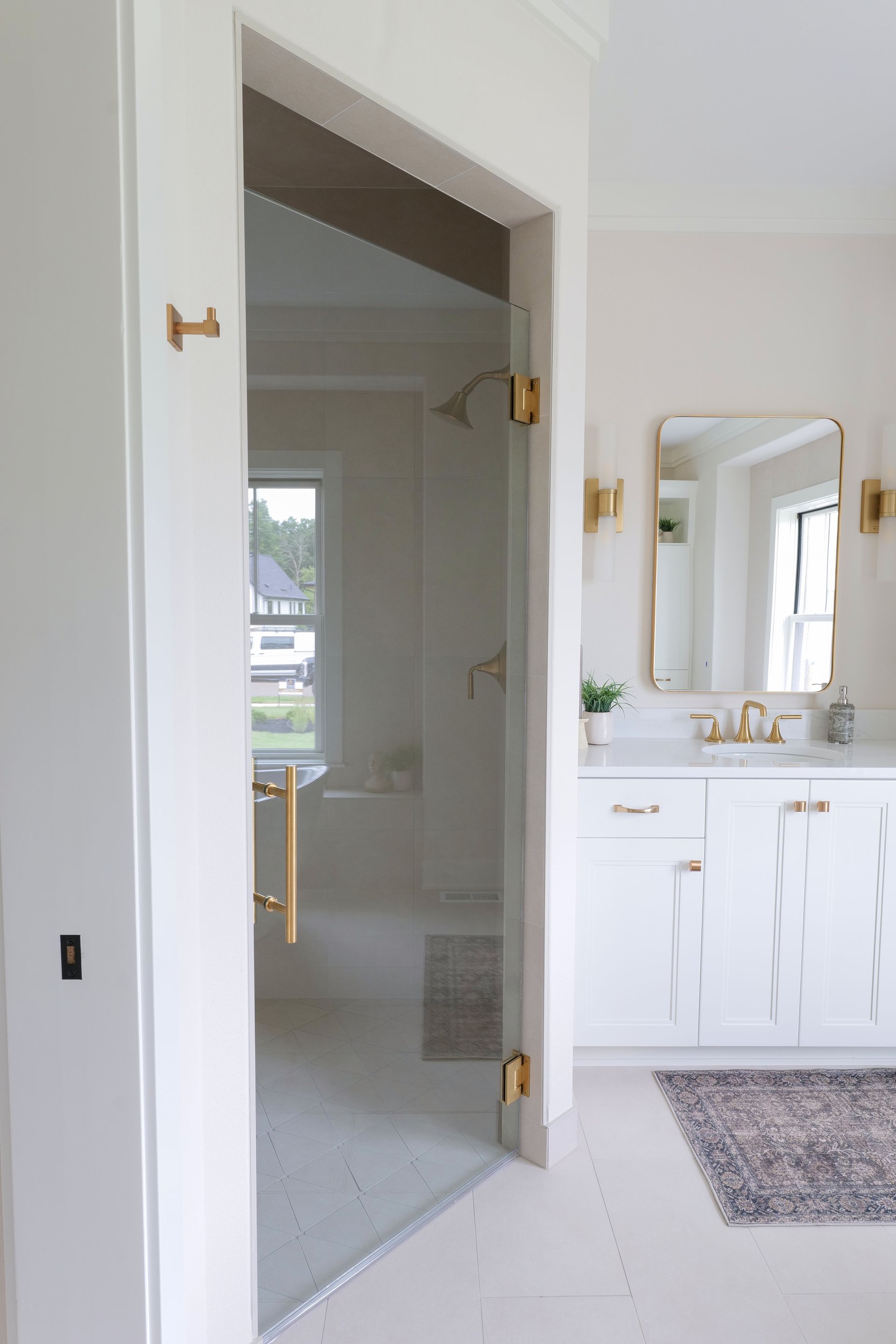 Frameless Shower Door by Wingspan Glass at the 2026 MBA Parade of Homes