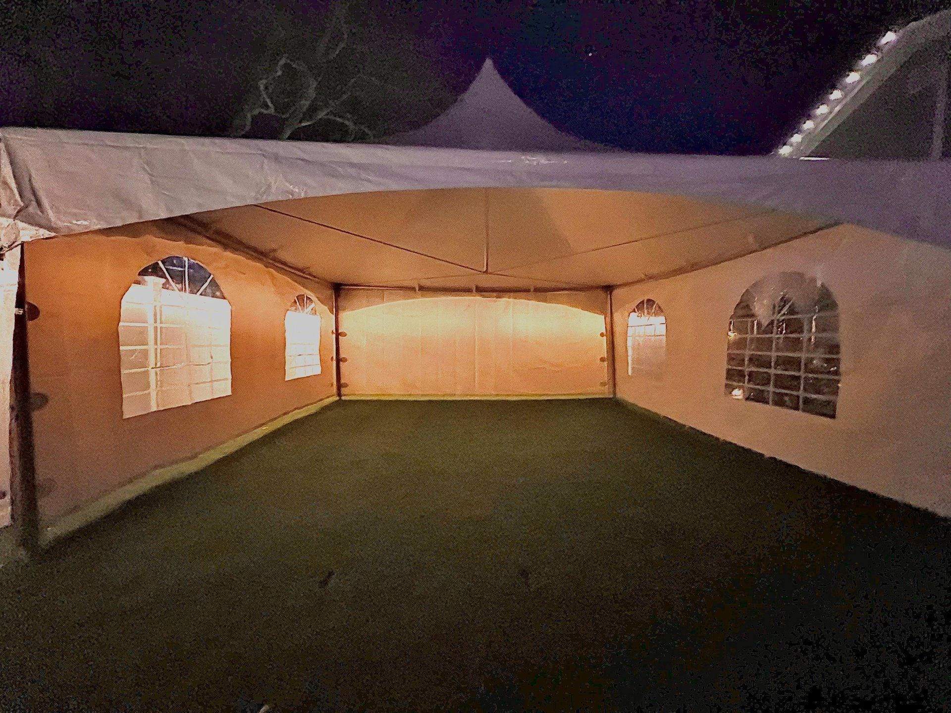 20 x 20 high peak tent