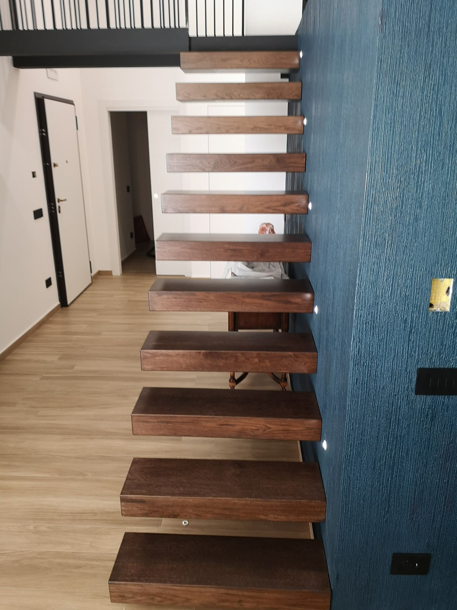 scale in legno