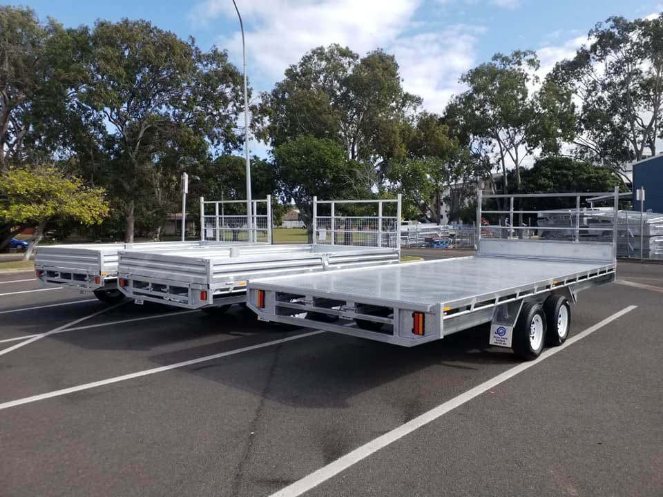 One Flatbed With Two Single Axle Trailer Display — Drop Deck Trailers In Maryborough QLD