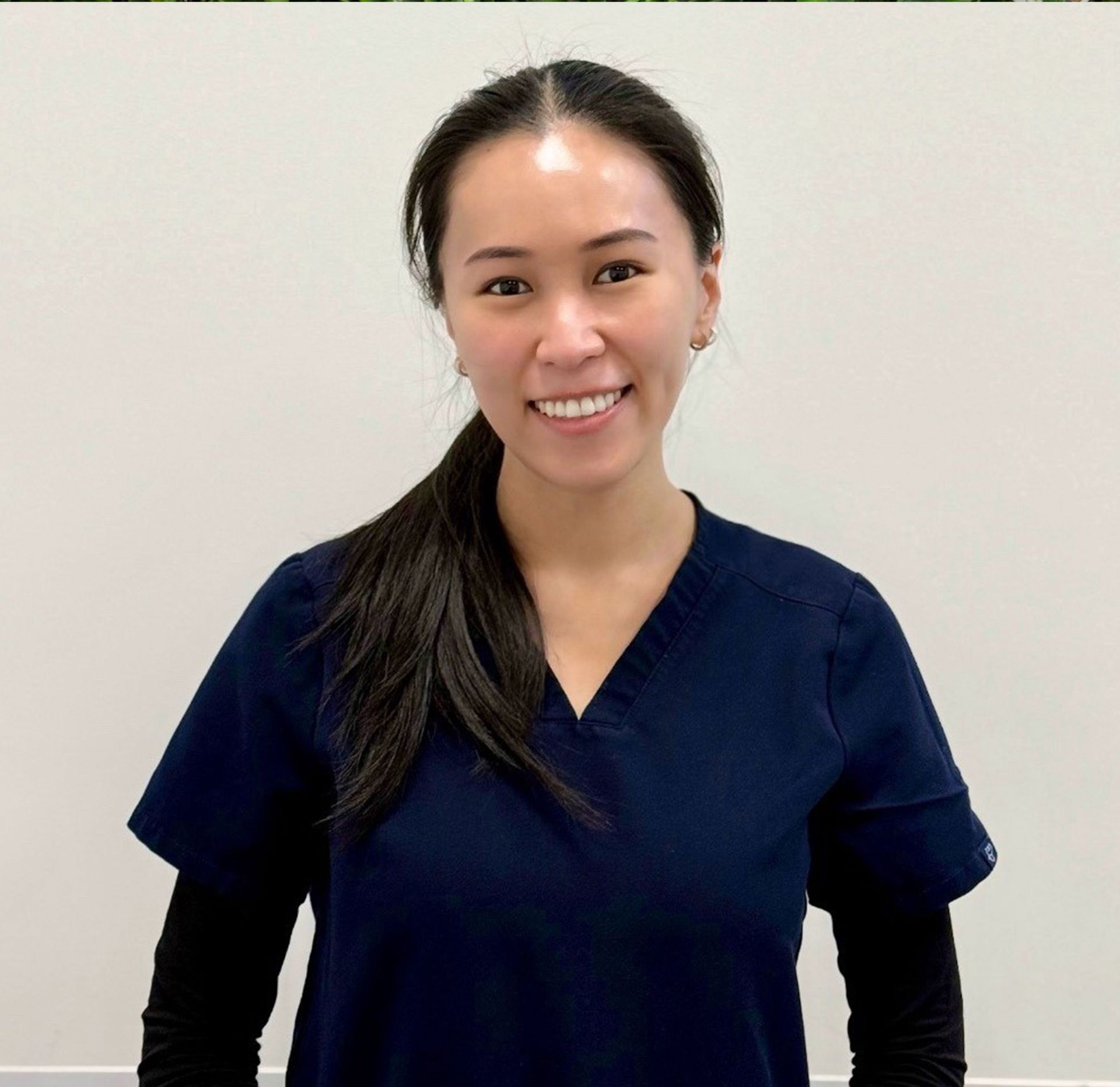 Dr Bonnie Chong (Dentist, DDS) Dr Bonnie Chong (Dentist, DDS)