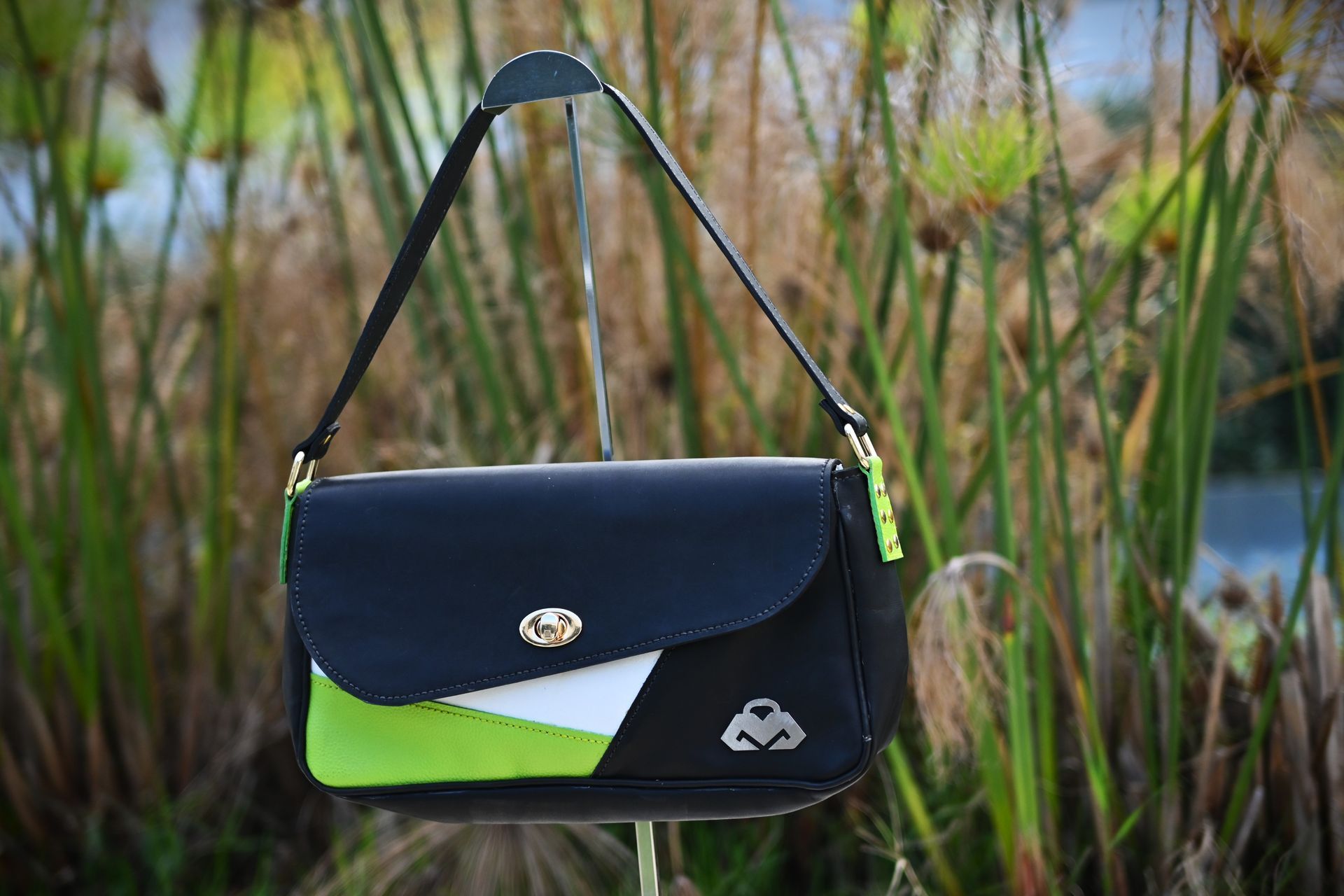 cartera T-Bell