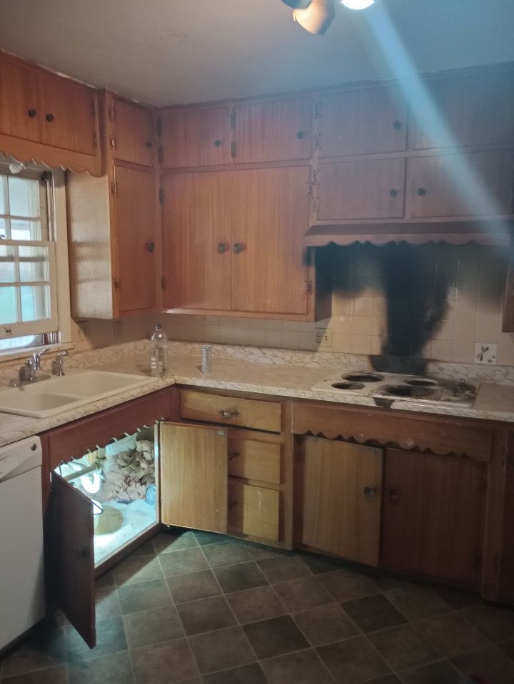 Before Kitchen Restoration