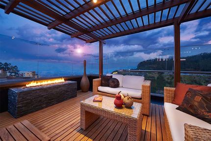 Completed Timber Deck And Pergola