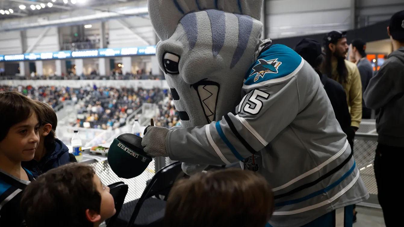 San Jose Barracuda Take the Ice for a Cause