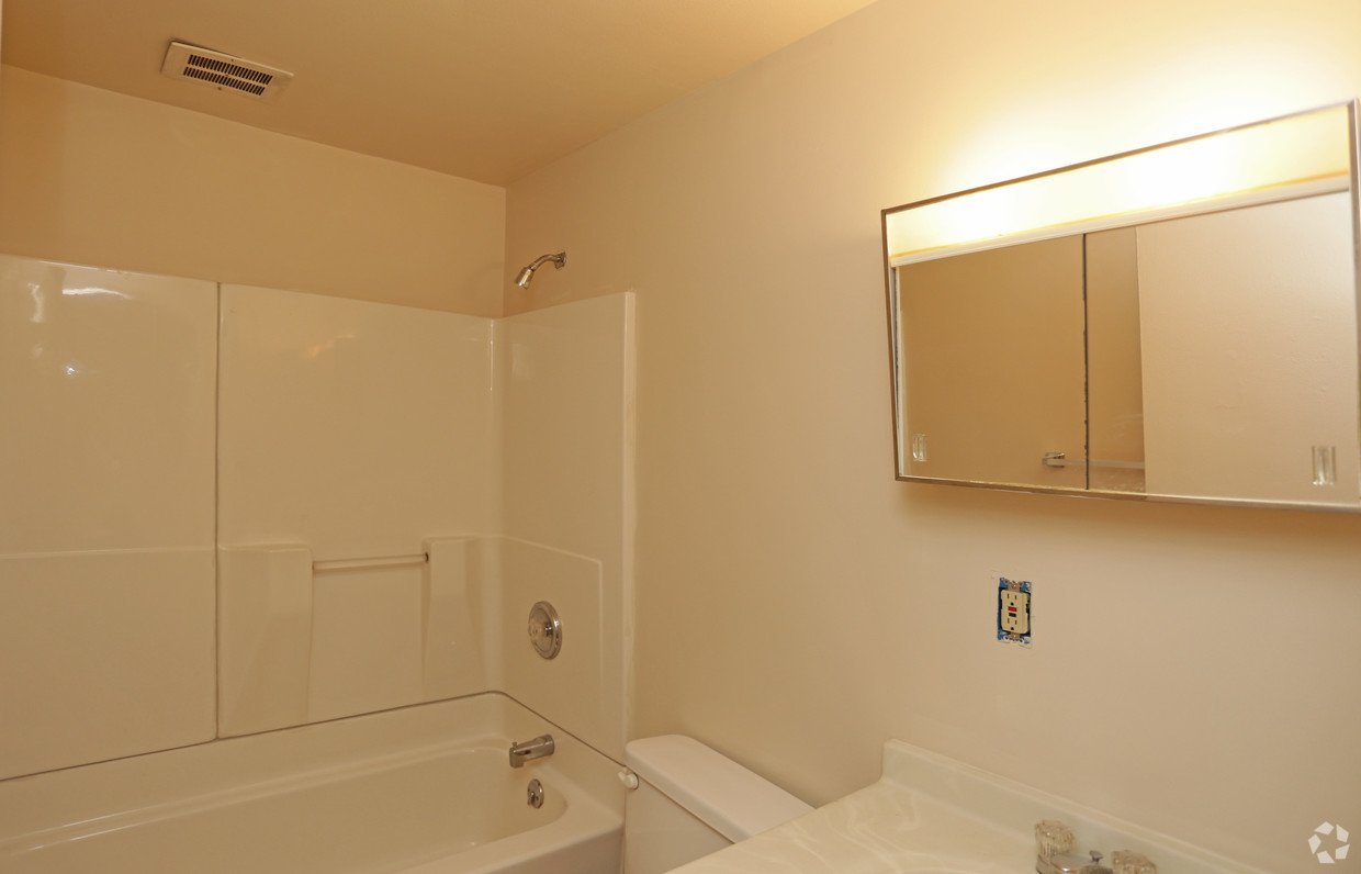 Pine Tree Meridia Living Syracuse, NY