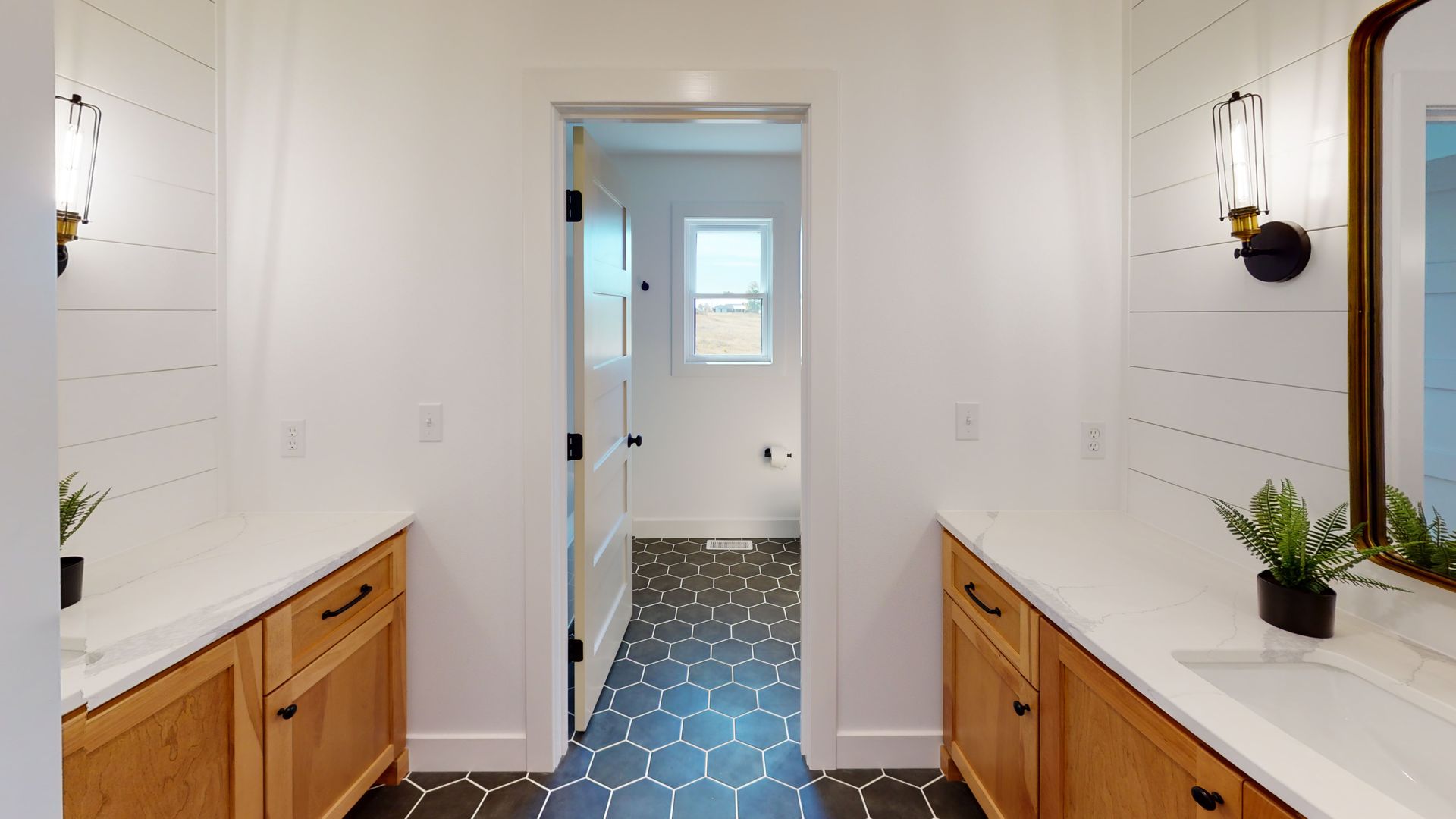 Signature Homes | 2021 Parade Home | Laundry Room