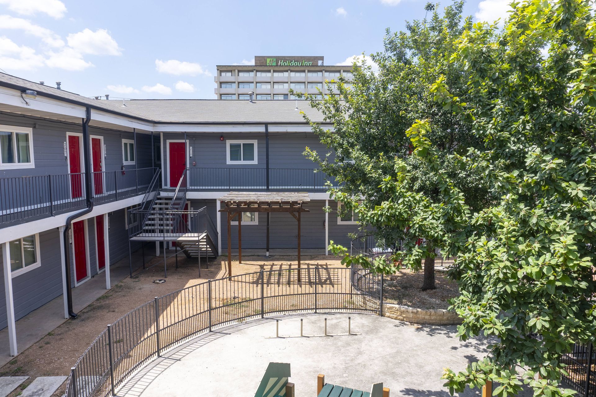 Property - Image 10