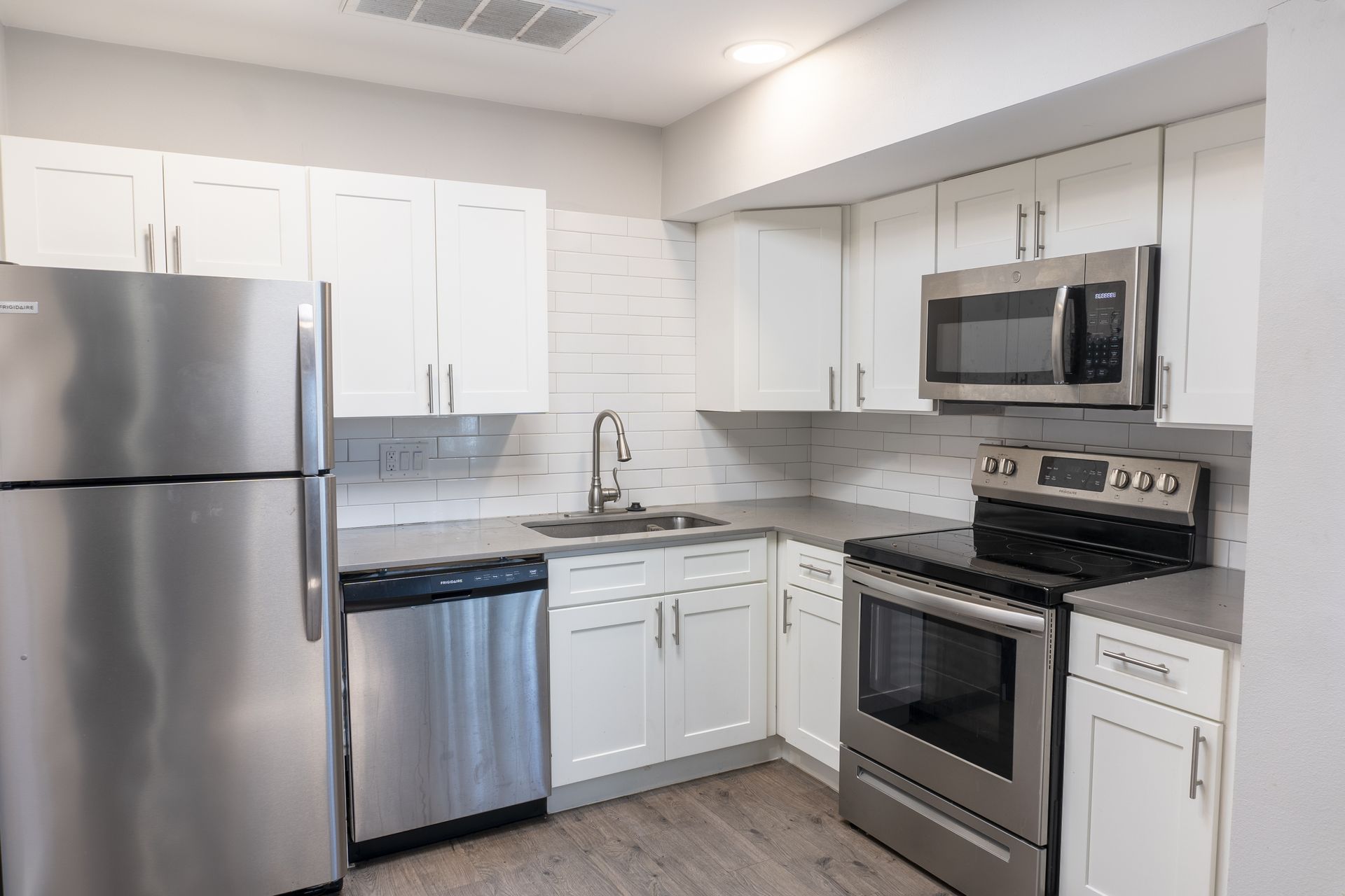 Property - Image 15