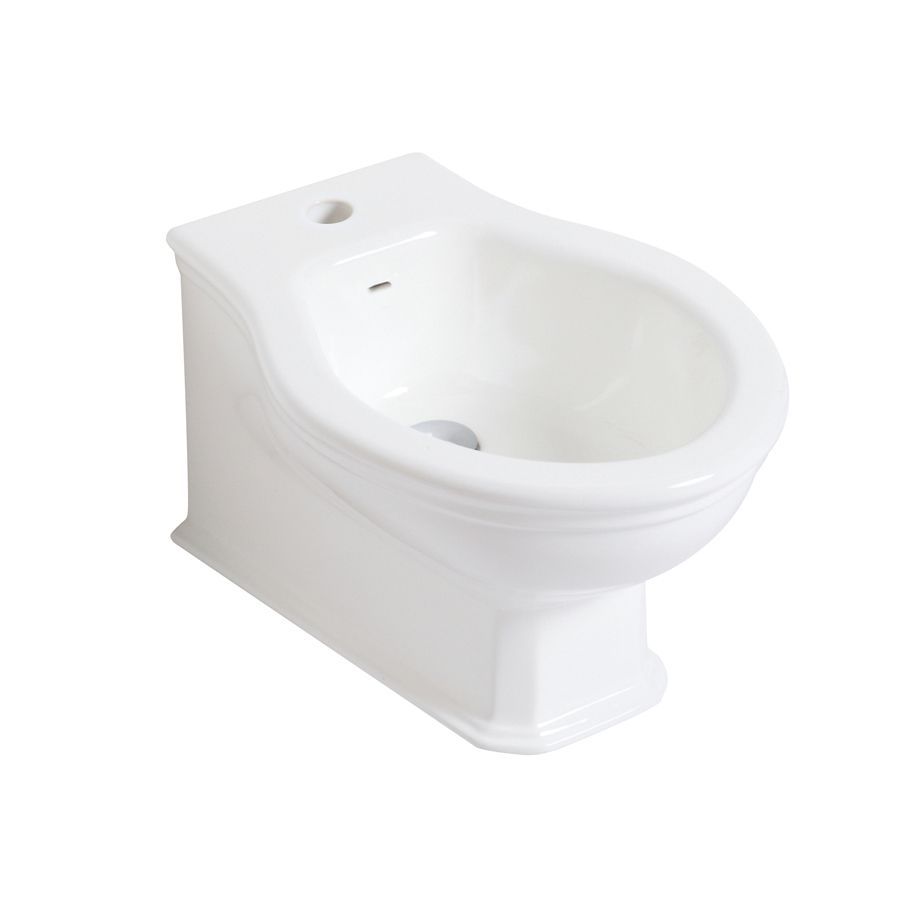 Bidet in porcellana bianca su sfondo bianco.
