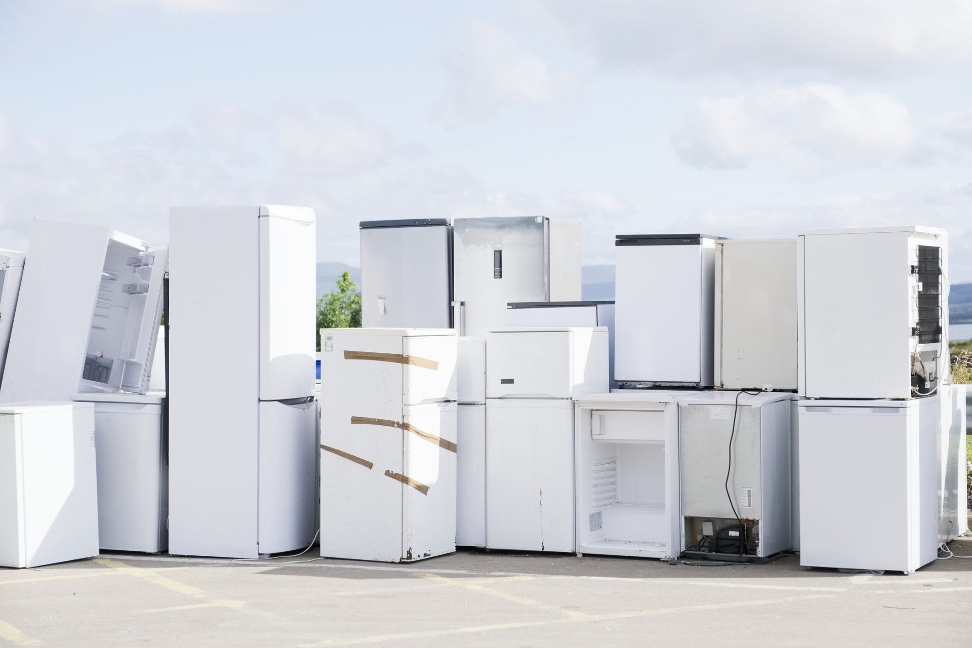 Refrigerator Removal in Medina
