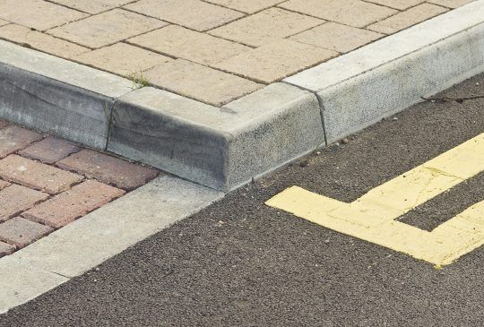 A Close Up Of A Curb And A Yellow Line On The Road — Pigot's Midwestern Mini Mix In Orange, NSW