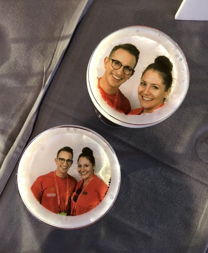 Two circles with a picture of a man and a woman on them