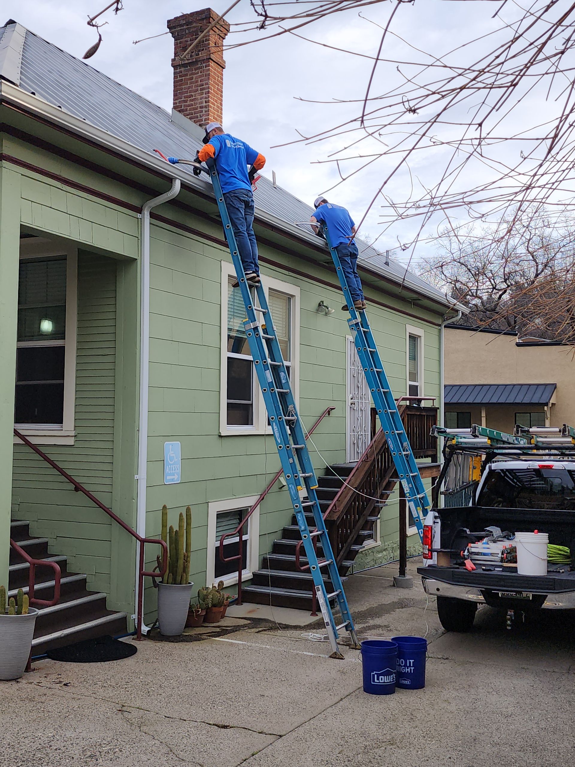 Visibly Clean Window Cleaning | Services | Sonora Ca