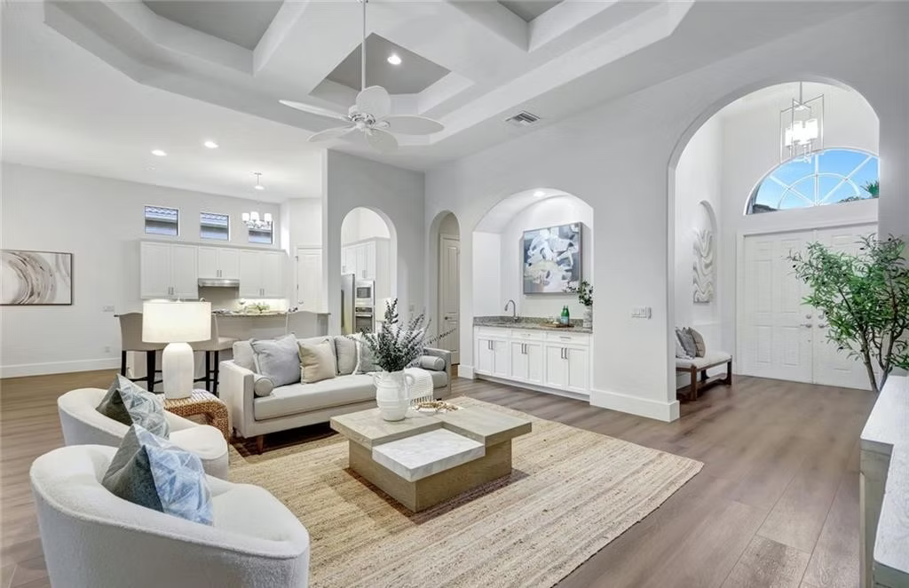 Vacant Home Staging in Naples, FL Vacant Home Staging in Naples, FL
