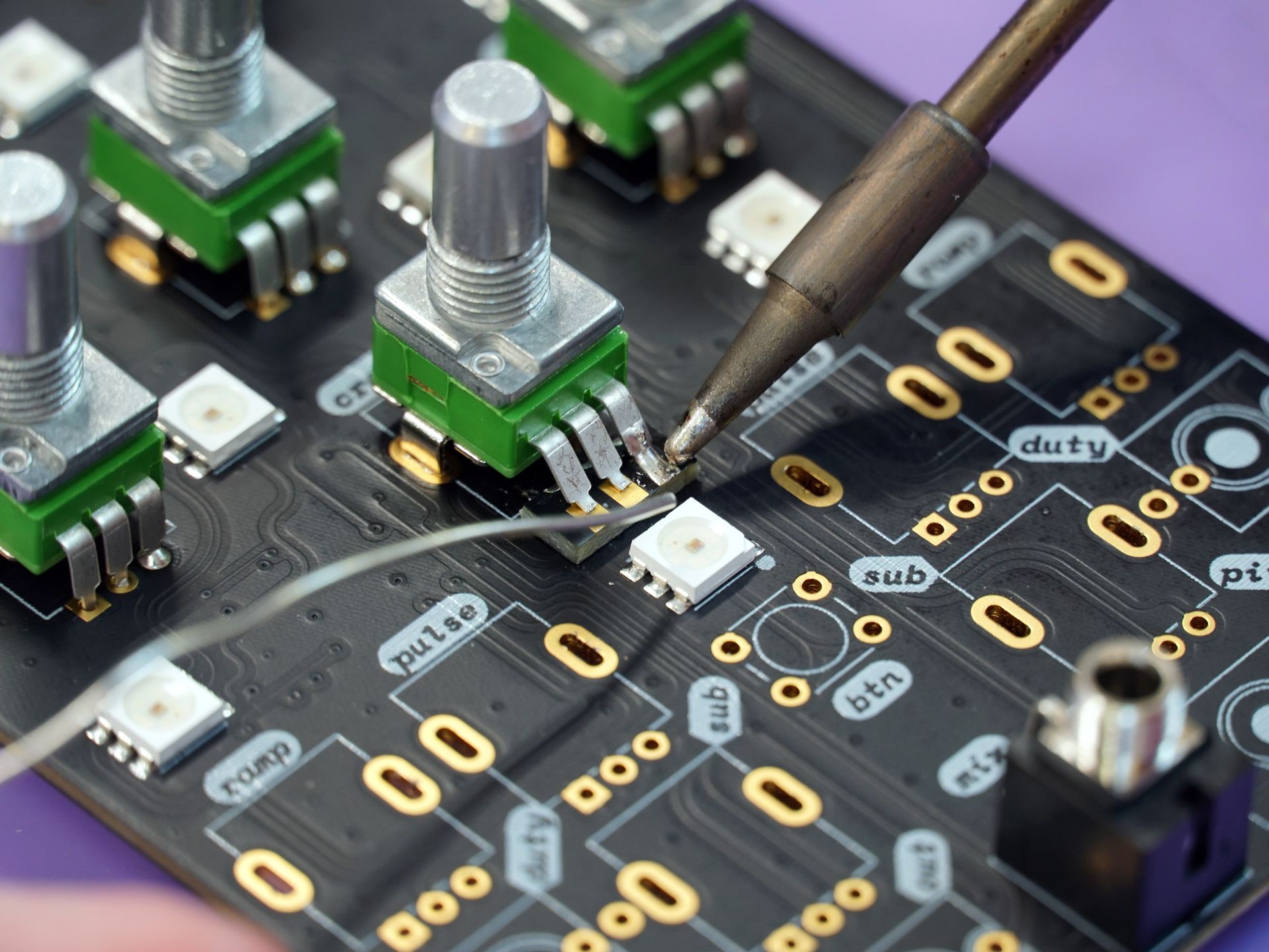 Logística para manufactura electrónica en México: retos de almacenaje y trazabilidad