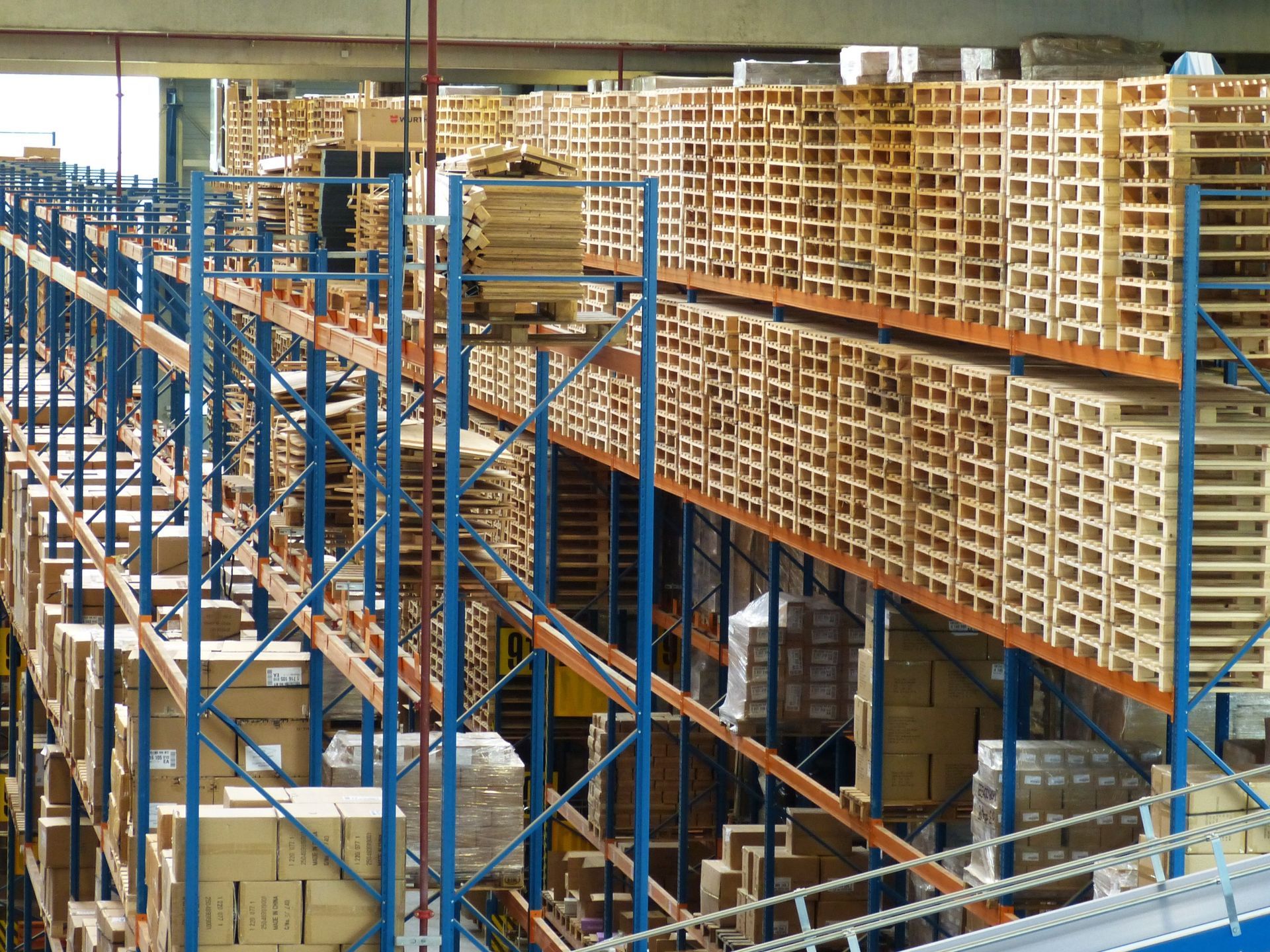 Sistema de trazabilidad para almacenes industriales: comparativa de soluciones 2026, almacén