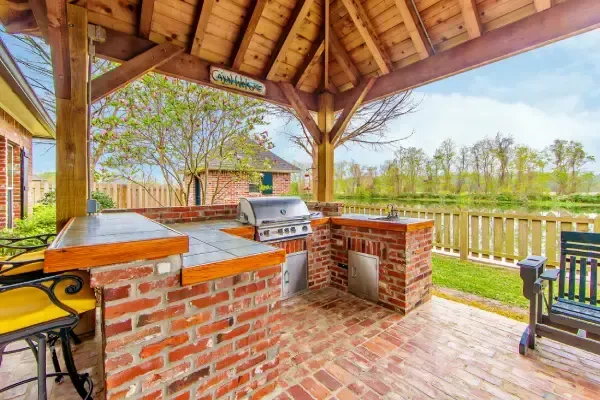 Outdoor kitchen in Lexington KY