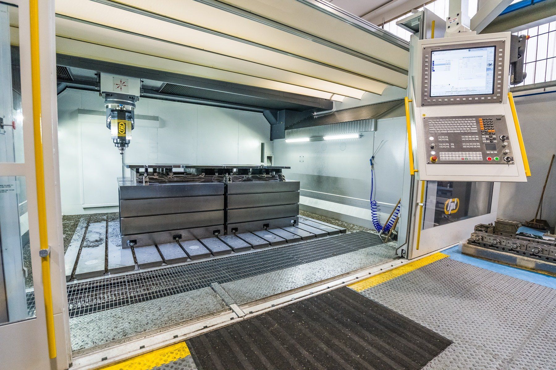 multitasking machining centre