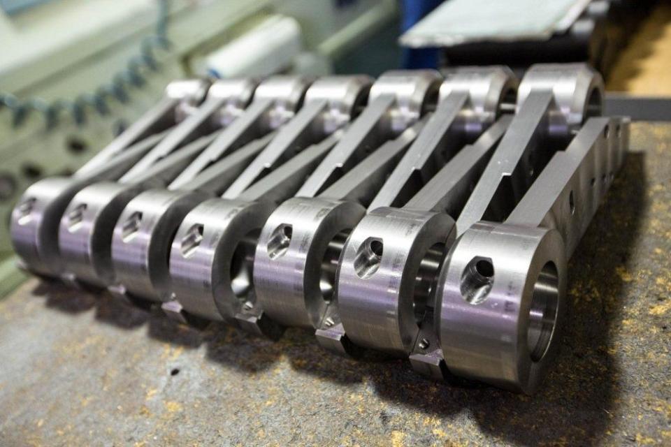 Range of metal components