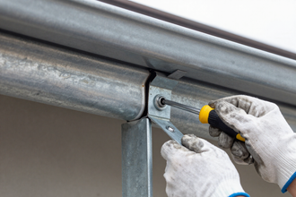 Gutter repair