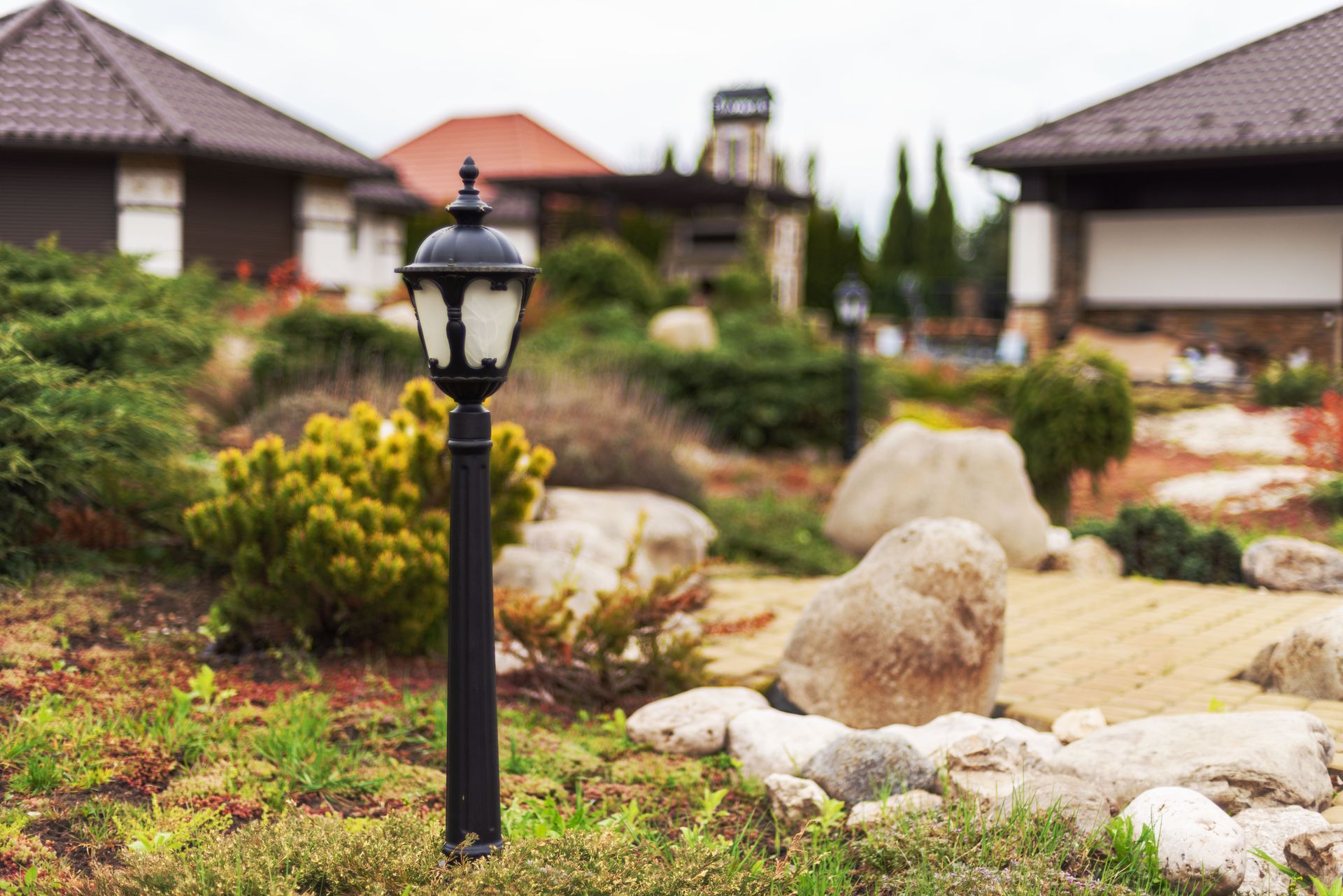 How to install outdoor lamp post lights? NH Thinstone