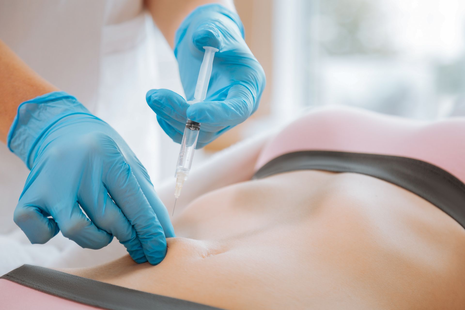 lipo c injections san antonio Laser Lipo San Antonio: Get Sculpted in 2025 main image 0