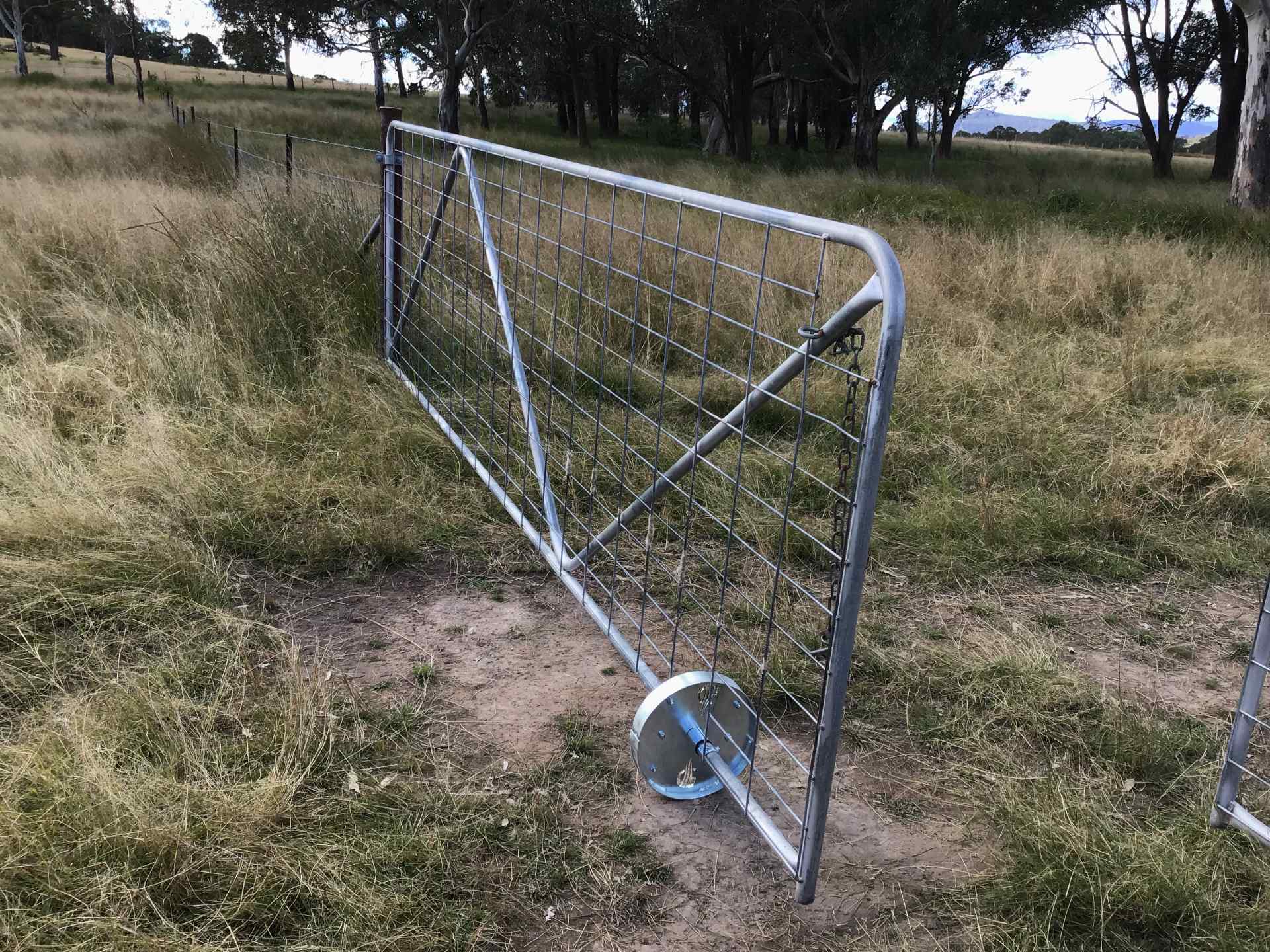 Heavy Duty Farm Gate Wheels Quik Fence