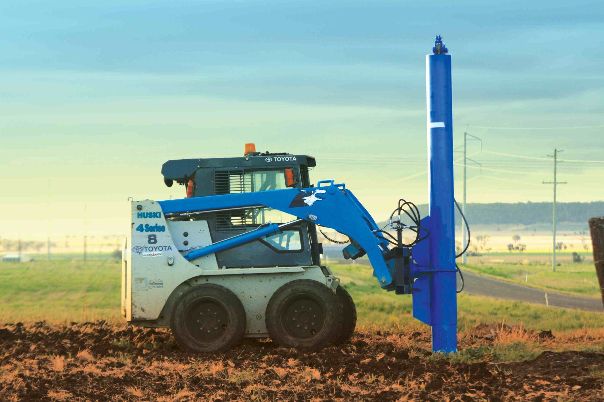 Steer Post Driver