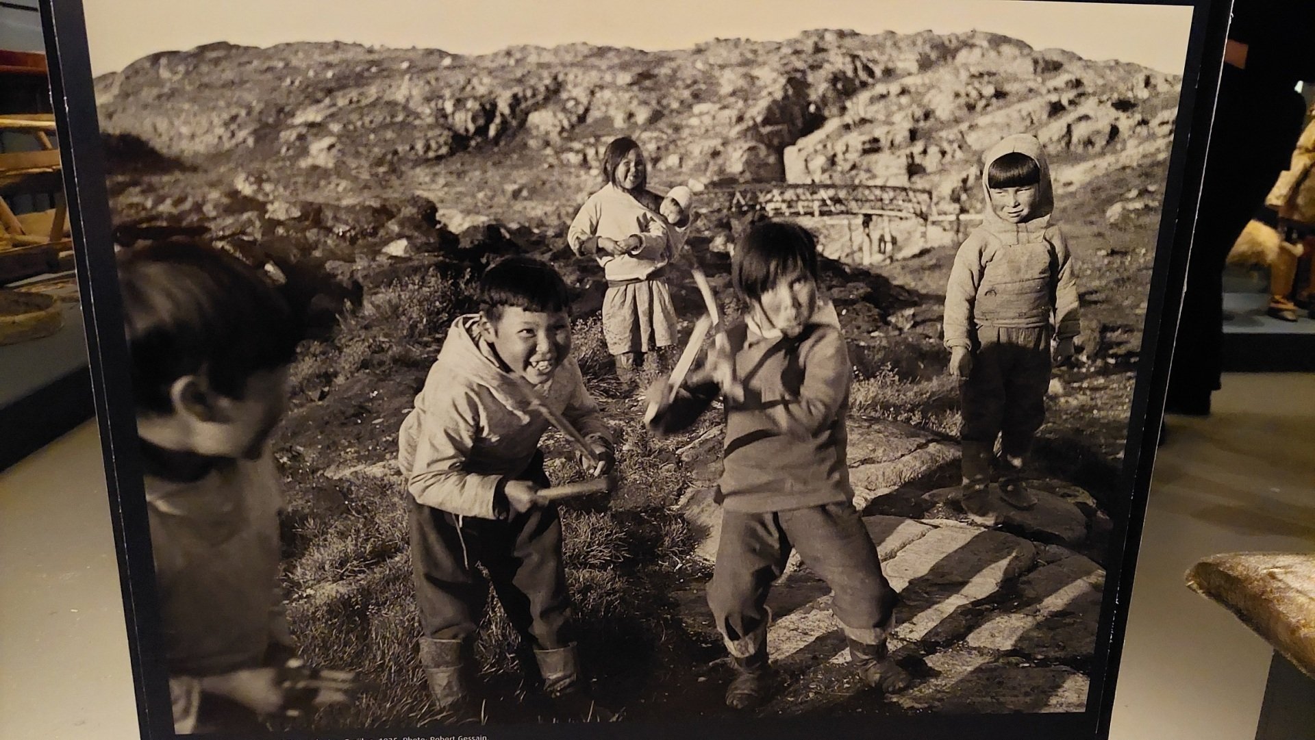 グリーンランド、首都ヌークは遠い北極圏の国でありながら、日本人と同じルーツを持つ人々に出会える場所