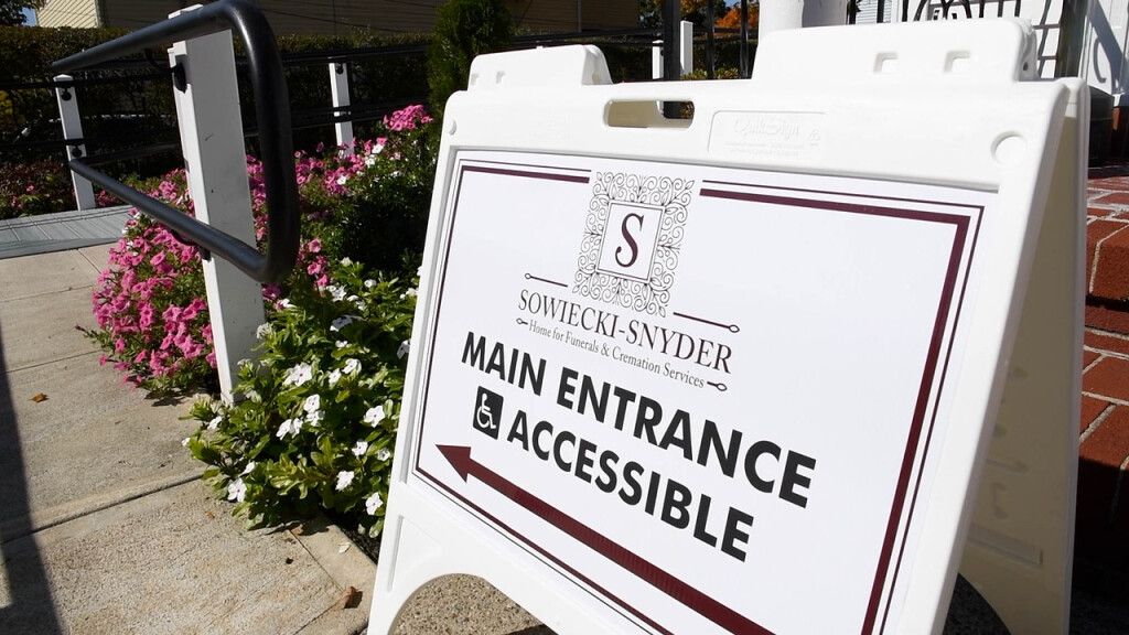 Our Facilities & Location | Sowiecki-Snyder Home for Funerals