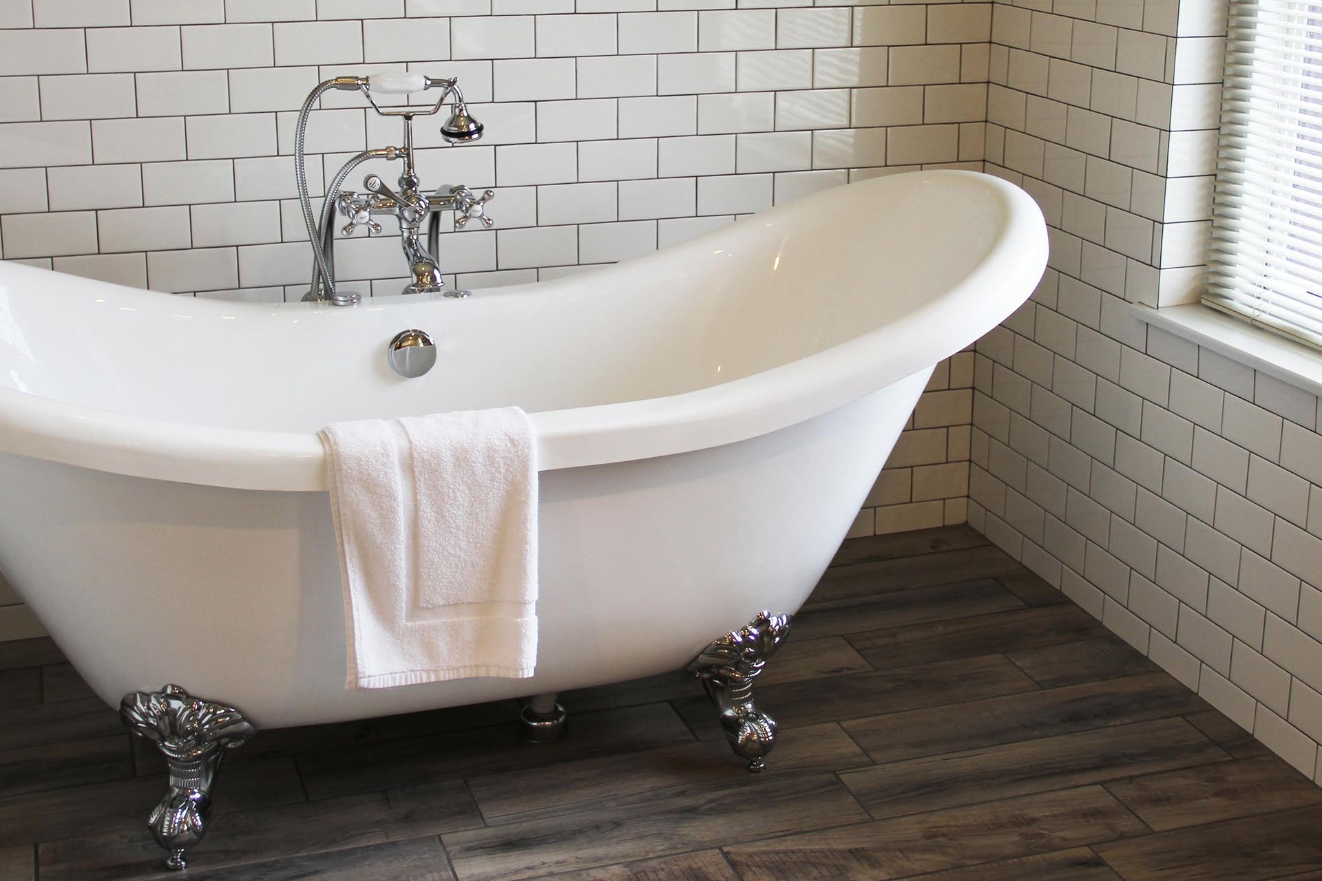 Jet Bath Suite 202 - City Hall Grand Hotel