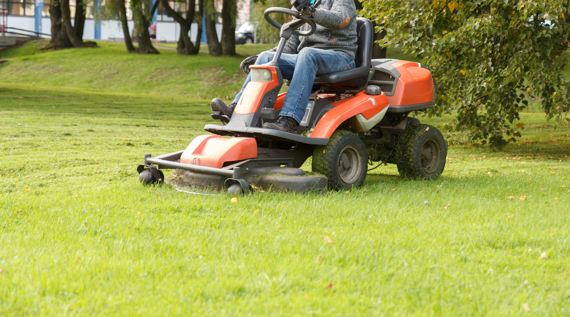 Lawn Mowing in Salem, VA Lawn Mowing in Salem, VA