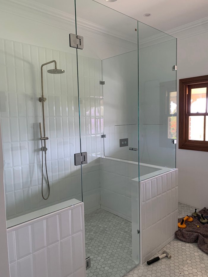Seamless & Frameless Shower Screens Penrith, NSW