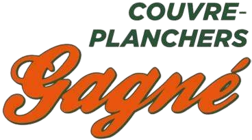 Logo pour Couvre-Planchers Gagné, avec un texte cursif orange sur fond blanc, et un texte vert au-dessus.