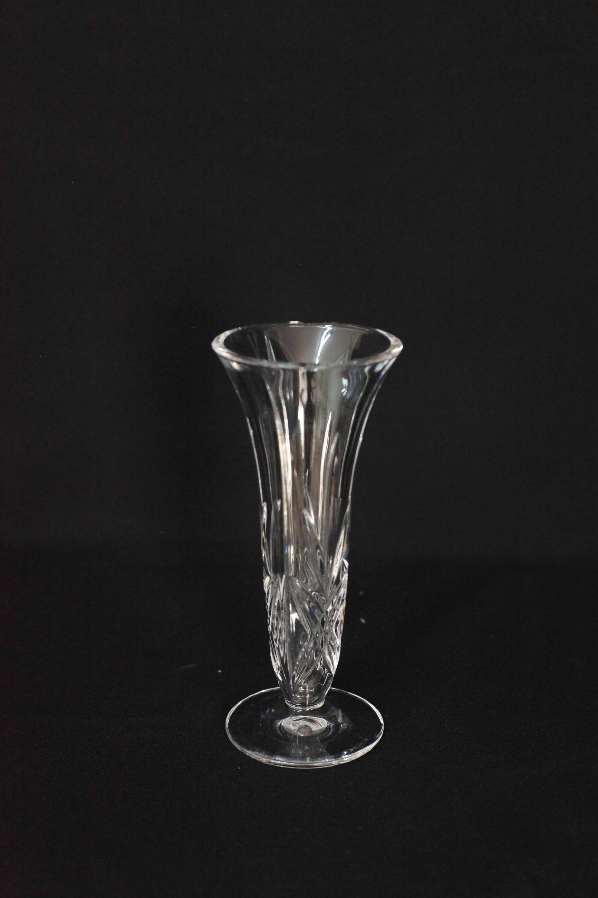 Small Crystal Glassware — Pialba, QLD — Wide Bay Crane Hire