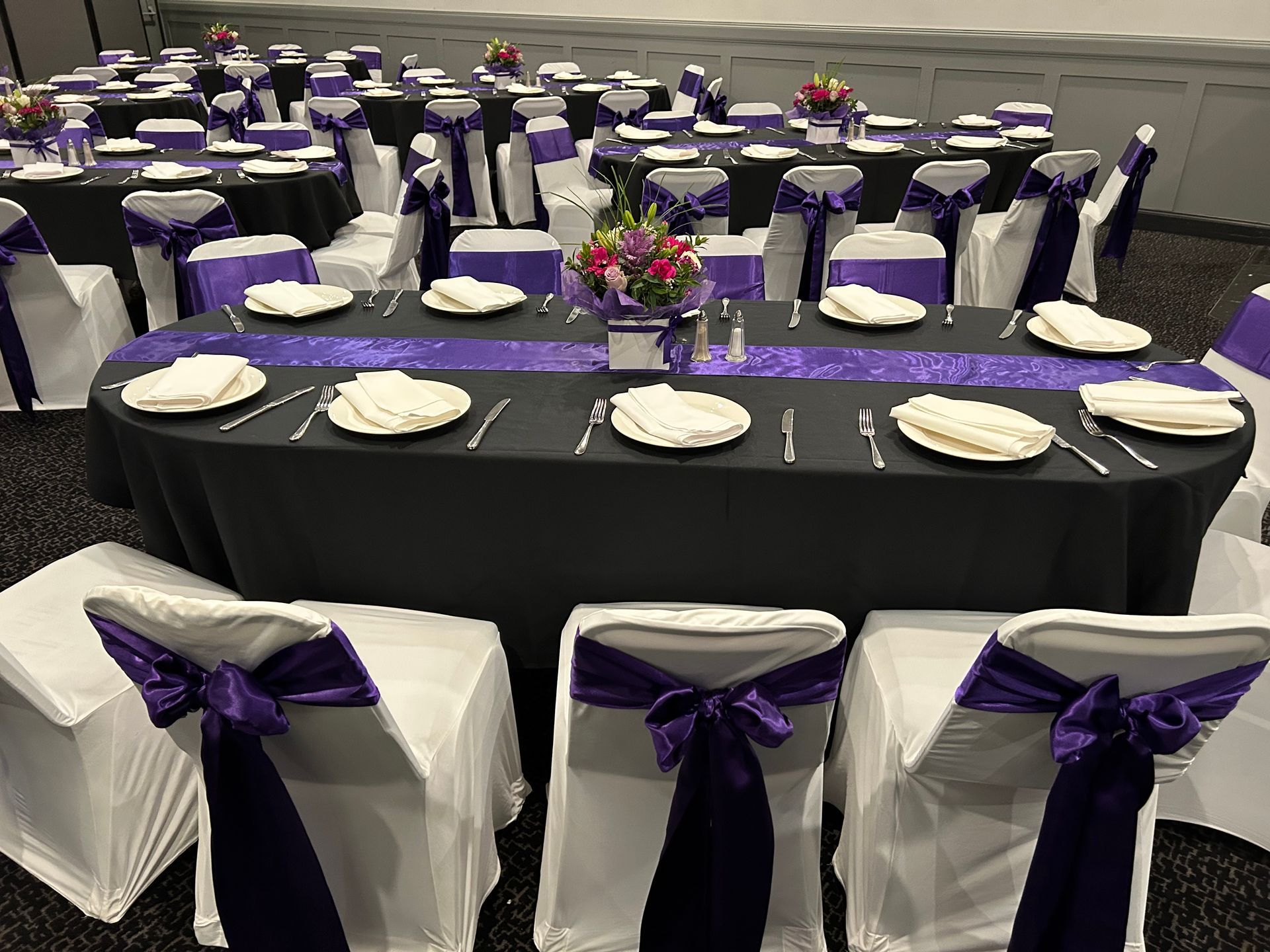 Bridal Holding White Flowers — Pialba, QLD — Wide Bay Crane Hire Bridal Holding White Flowers — Pialba, QLD — Wide Bay Crane Hire