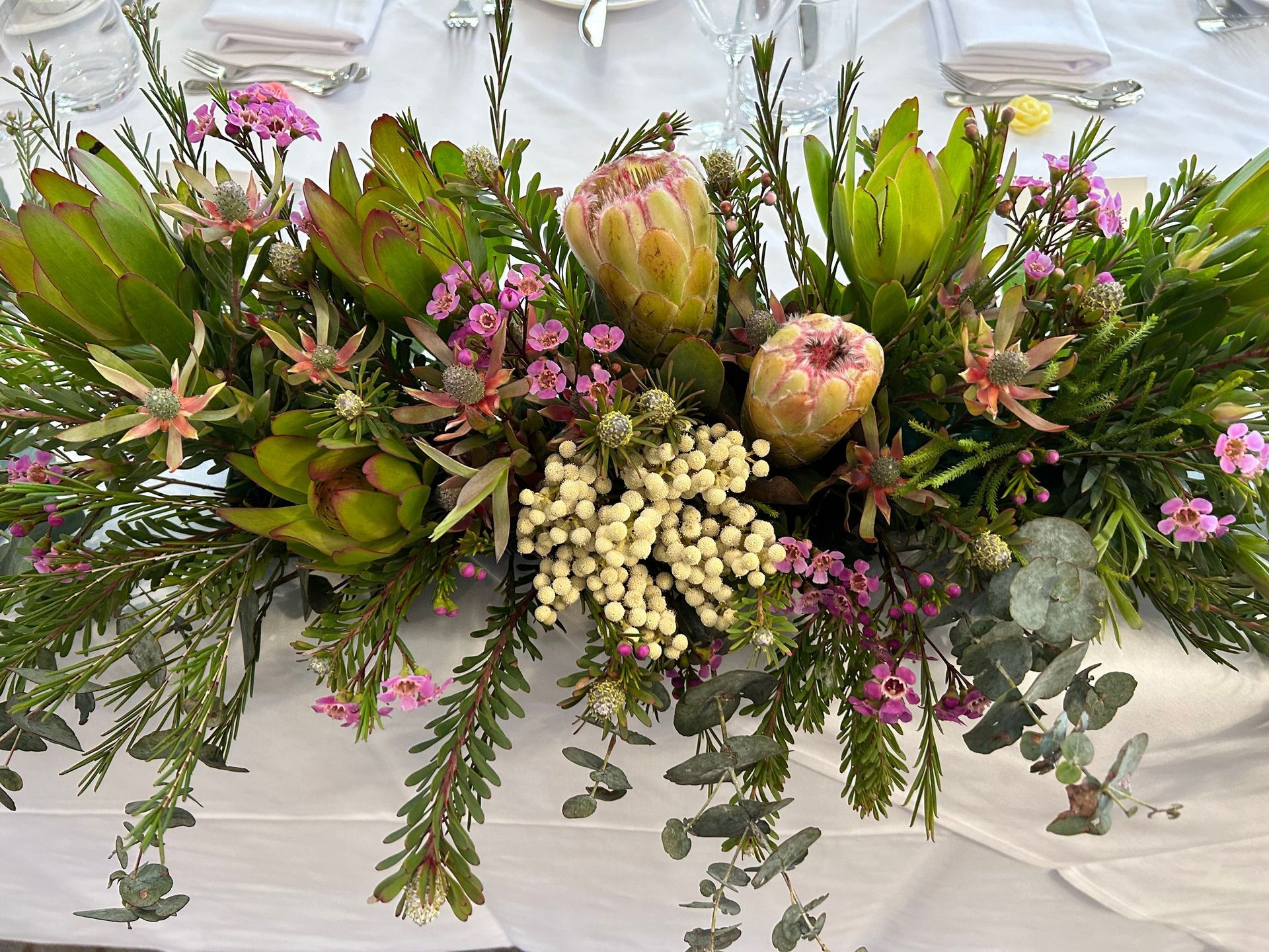 Bridal Holding White Flowers — Pialba, QLD — Wide Bay Crane Hire Bridal Holding White Flowers — Pialba, QLD — Wide Bay Crane Hire