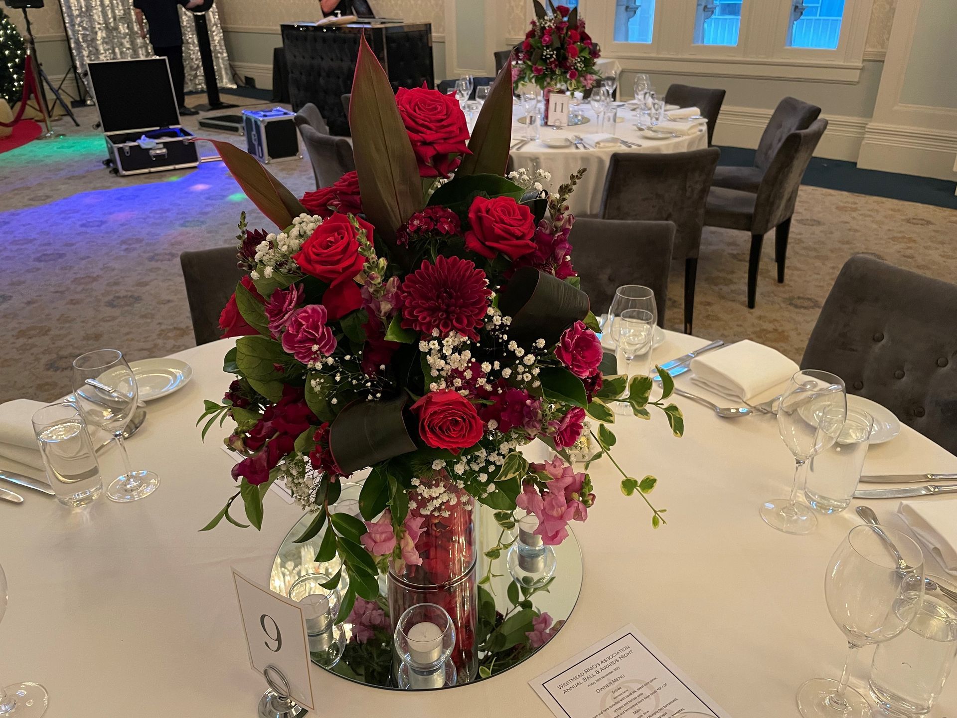 Bridal Holding White Flowers — Pialba, QLD — Wide Bay Crane Hire Bridal Holding White Flowers — Pialba, QLD — Wide Bay Crane Hire