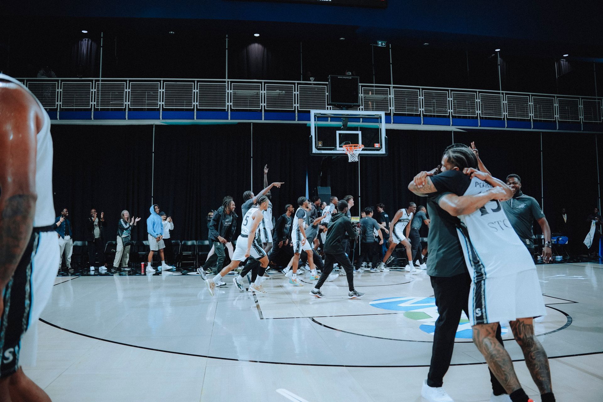 Shooting Stars celebrate a win