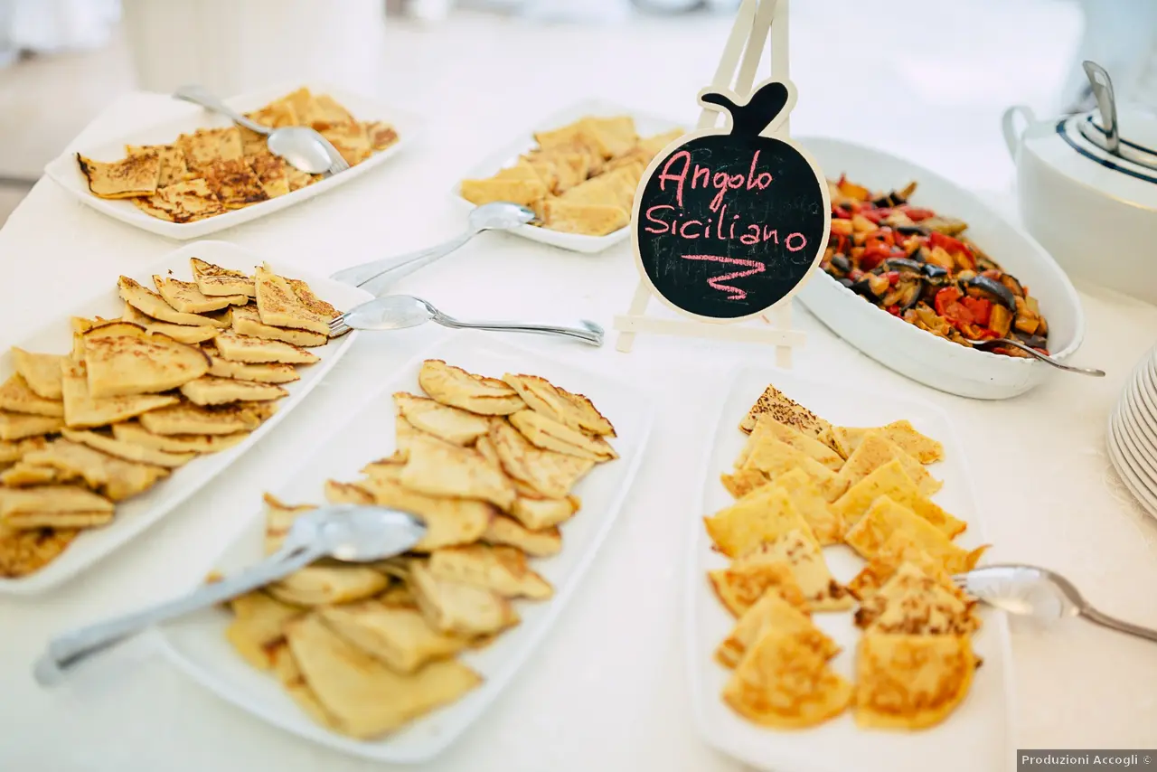 buffet con specialità siciliane