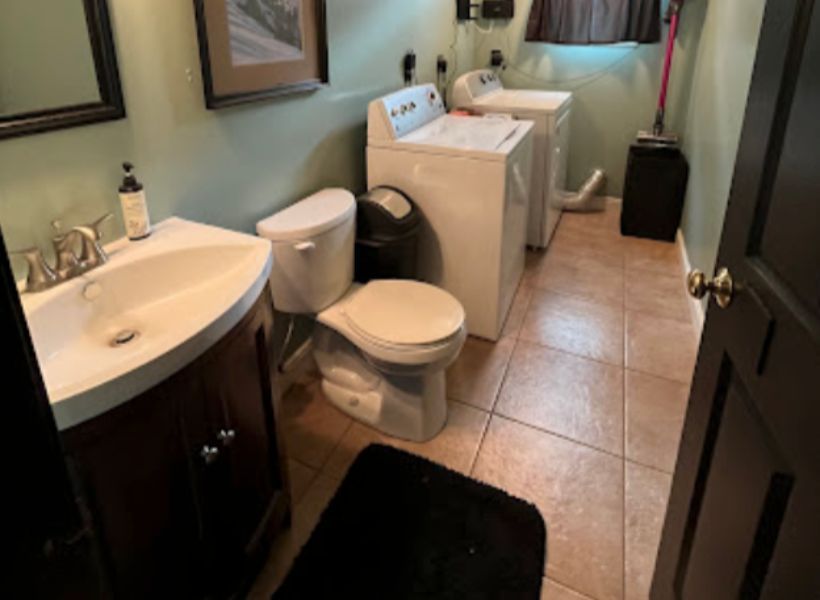 laundry room-before