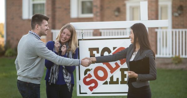 selling water damaged house