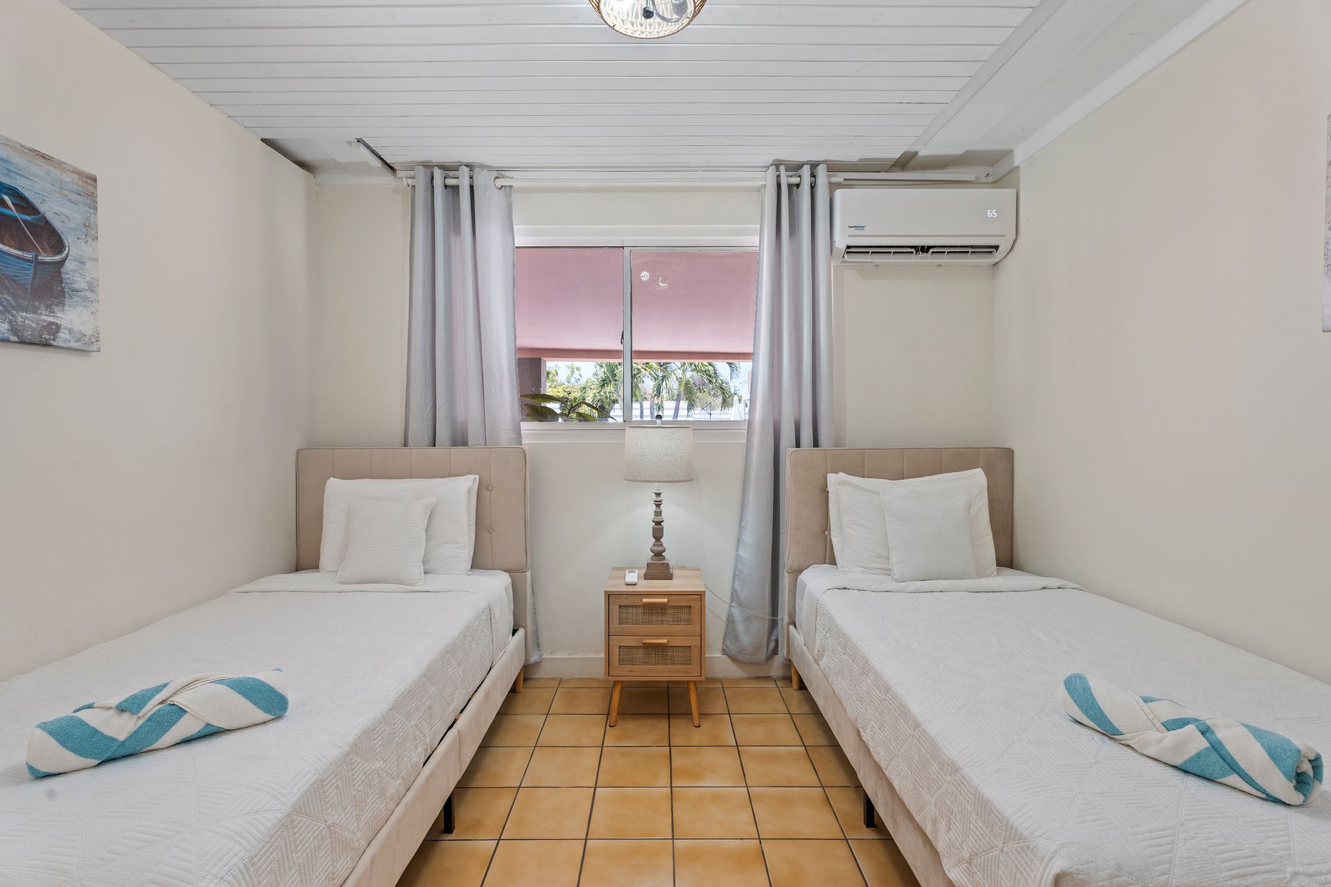 Apartment 4